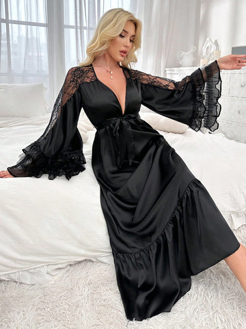 Deep V-Neck Lace Patchwork Open Shoulder Long Sleeve Silk Imitation Nightgown