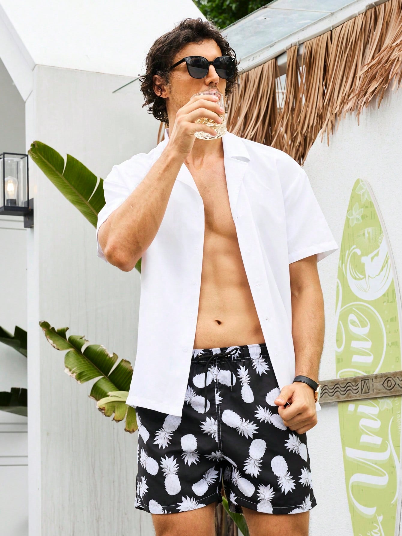 Men's Pineapple Print Drawstring Wide-Leg Beach Shorts For Vacation