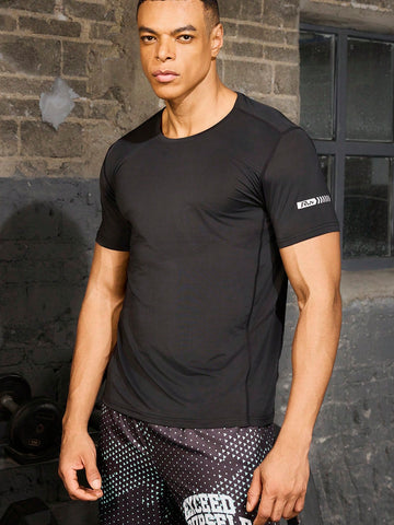 Men's Fashionable Simple Thin Breathable Quick-Drying Sports T-Shirt