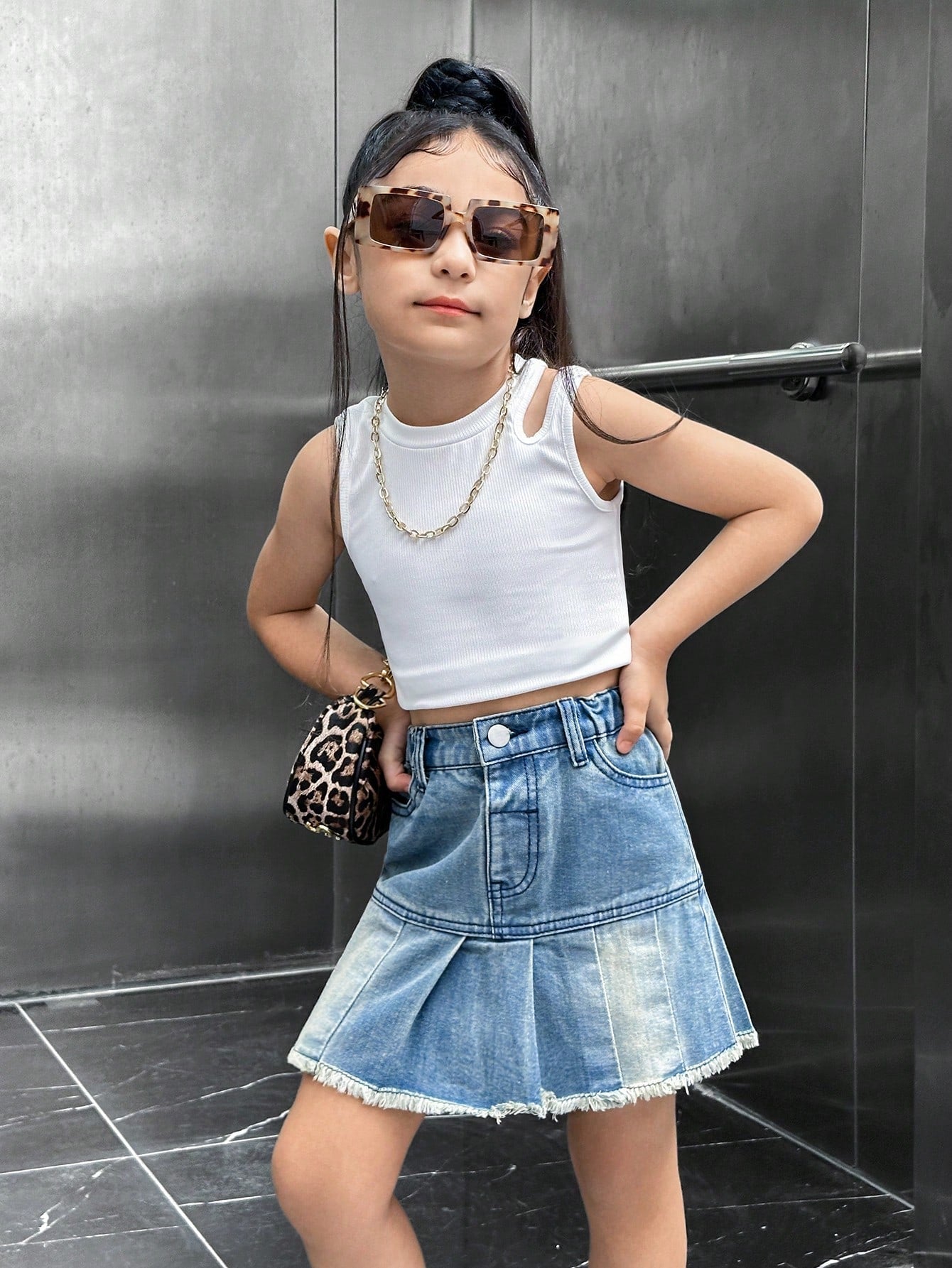 Girls' Casual Vintage Frayed Pleated Denim Skirt