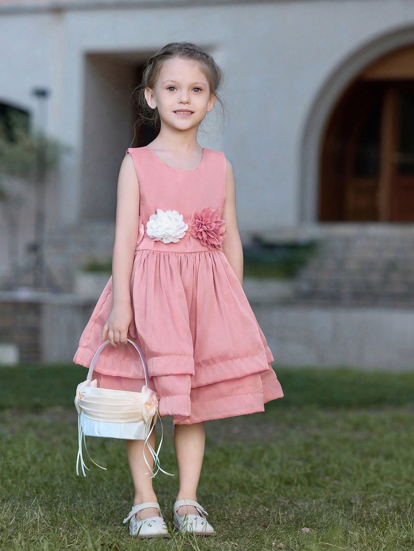 Young Girls' Layered Floral Dress With Round Neckline, Sleeveless And Elegant For Summer