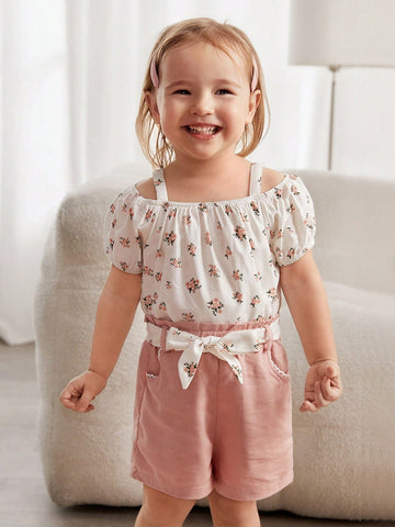 Baby Girl Ditsy Floral Puff Sleeve Sweatshirt And Solid Color Shorts Set