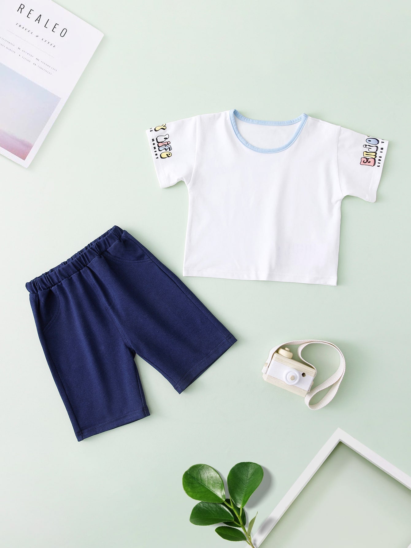 2pcs/Set Young Boy Casual Letter Print Solid Tee And Shorts Outfit, Lightweight Material For Summer