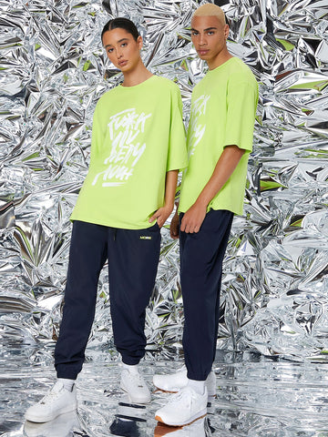 1pc Neon Lime Drop Shoulder Slogan Graphic Tee