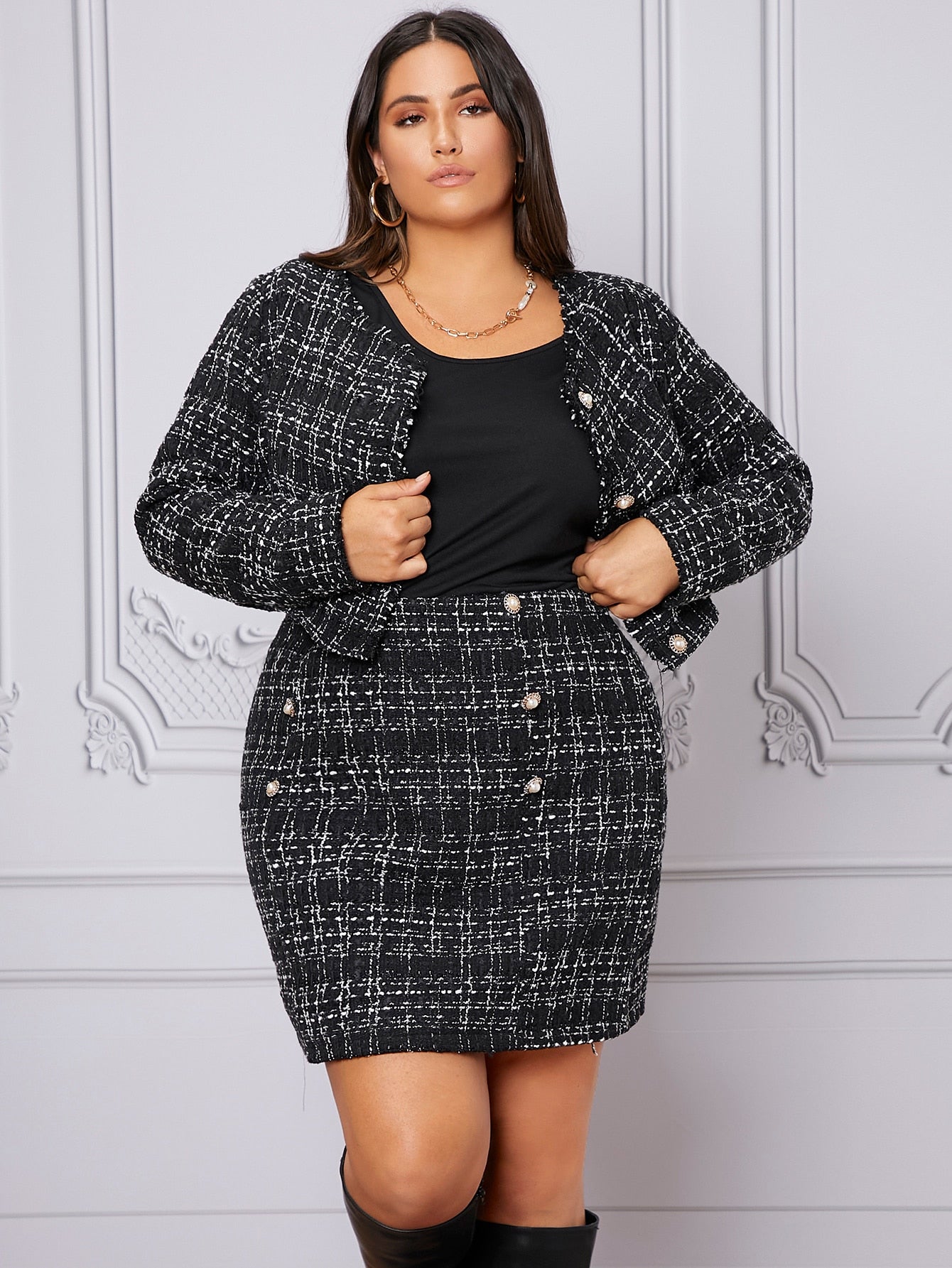 Plus Plaid Pattern Tweed Jacket & Double Breasted Skirt