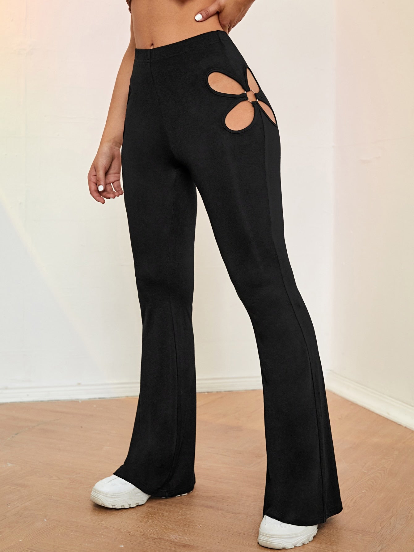 O-ring Cut Out Flare Leg Pants