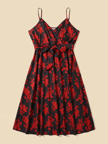 Plus 1pc Floral Print Belted Cami Dress