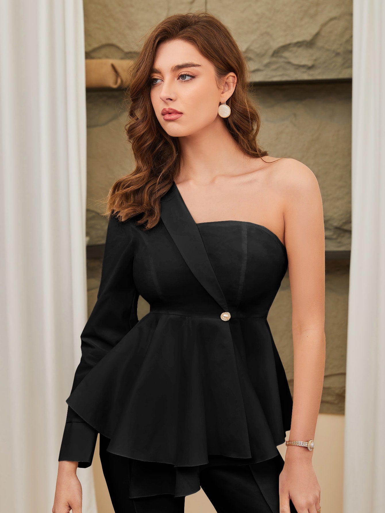 One Shoulder Single Button Peplum Blouse