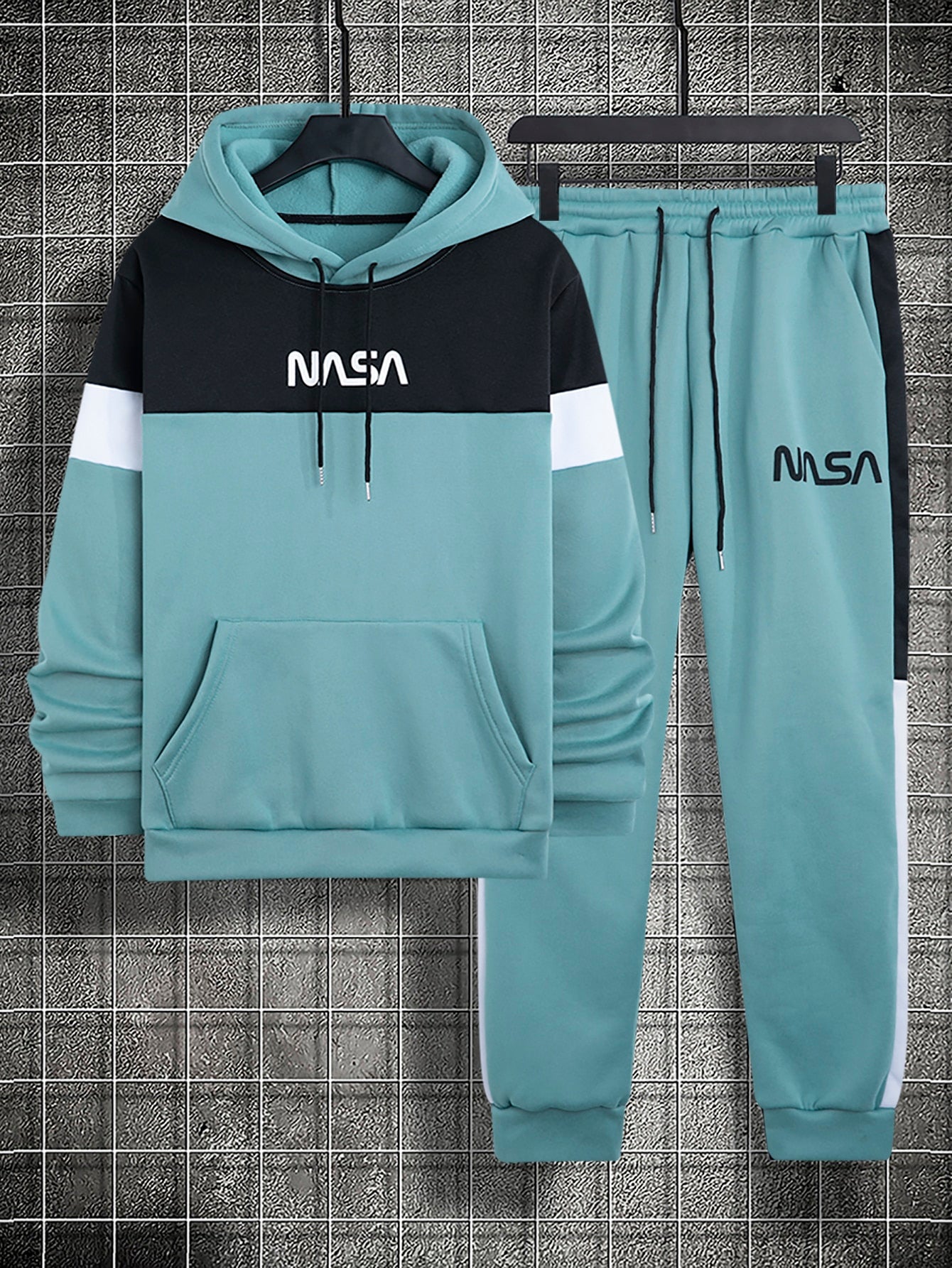 Men Letter Graphic Colorblock Kangaroo Pocket Drawstring Hoodie & Sweatpants