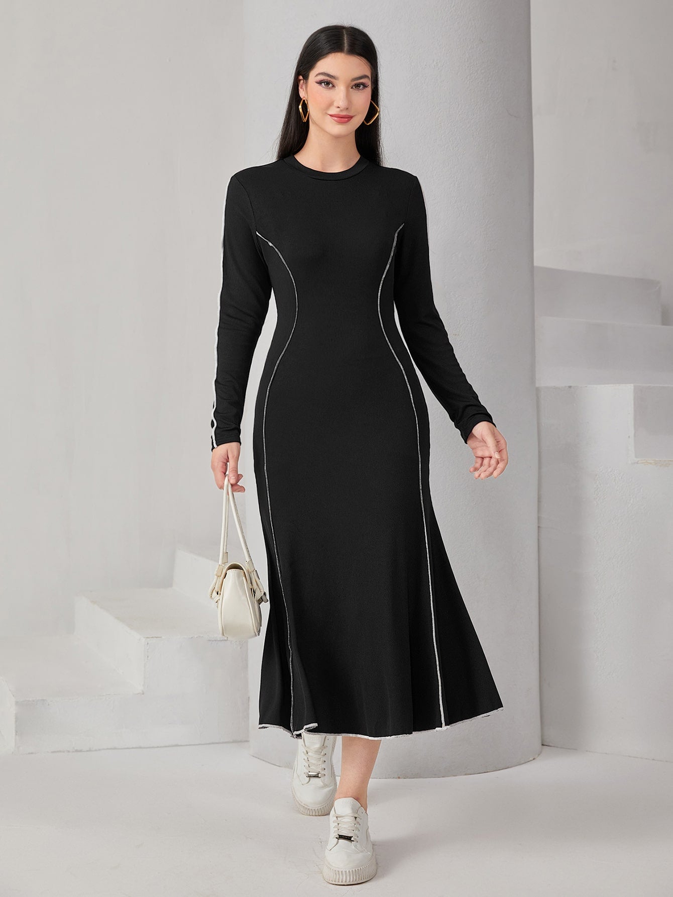 Contrast Binding Mermaid Hem Dress