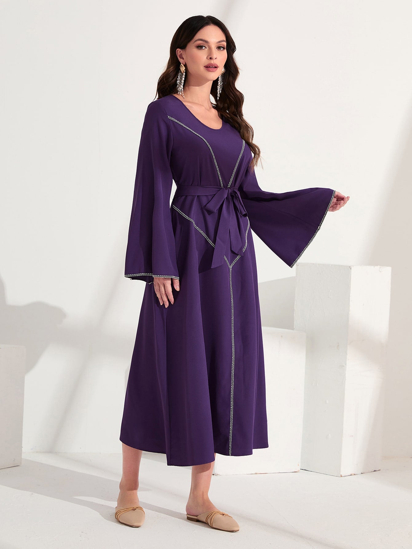 Contrast Piping Trumpet Sleeve Belted Dress