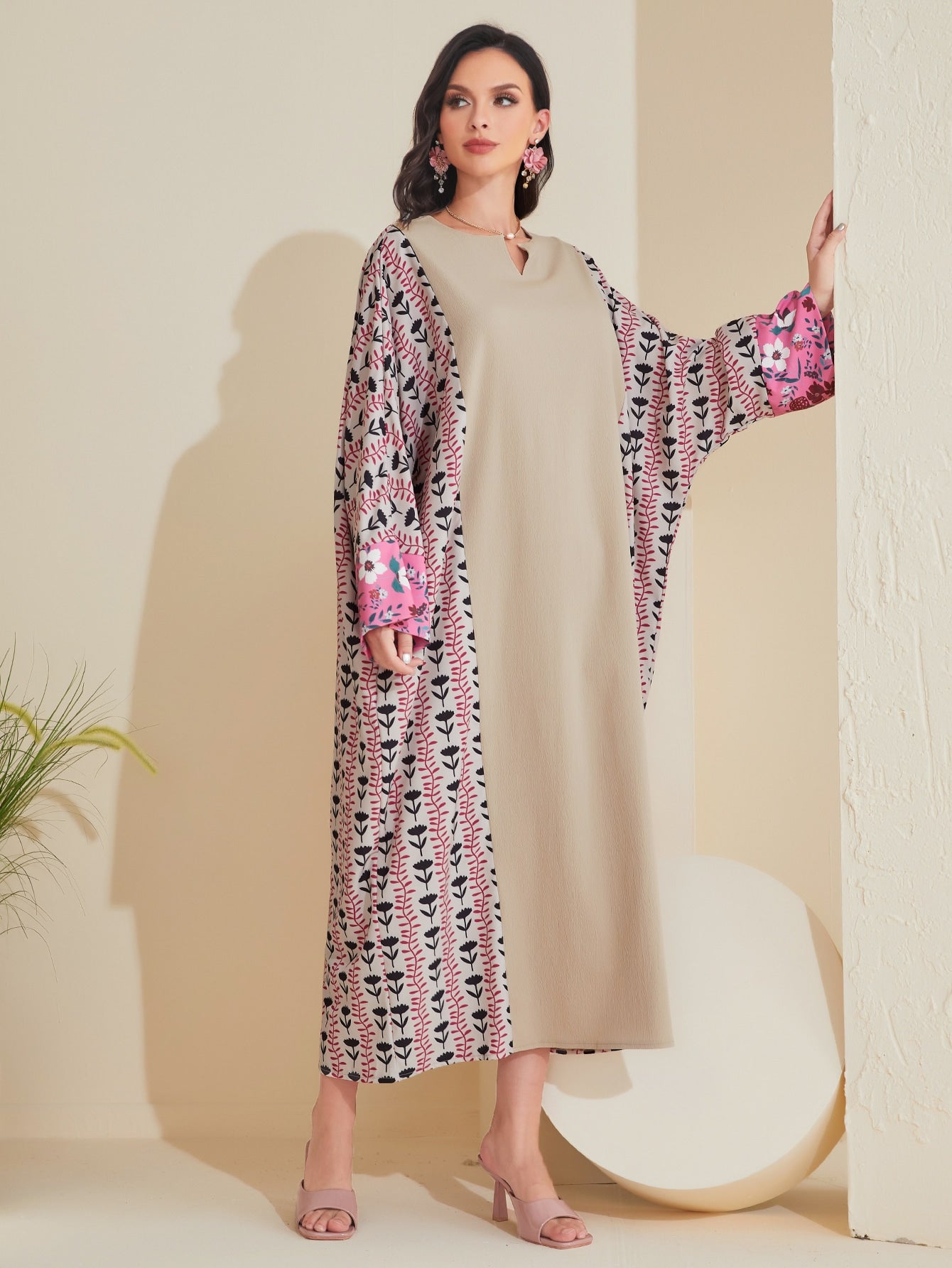 Floral Print Notched Neckline Batwing Sleeve Kaftan Dress