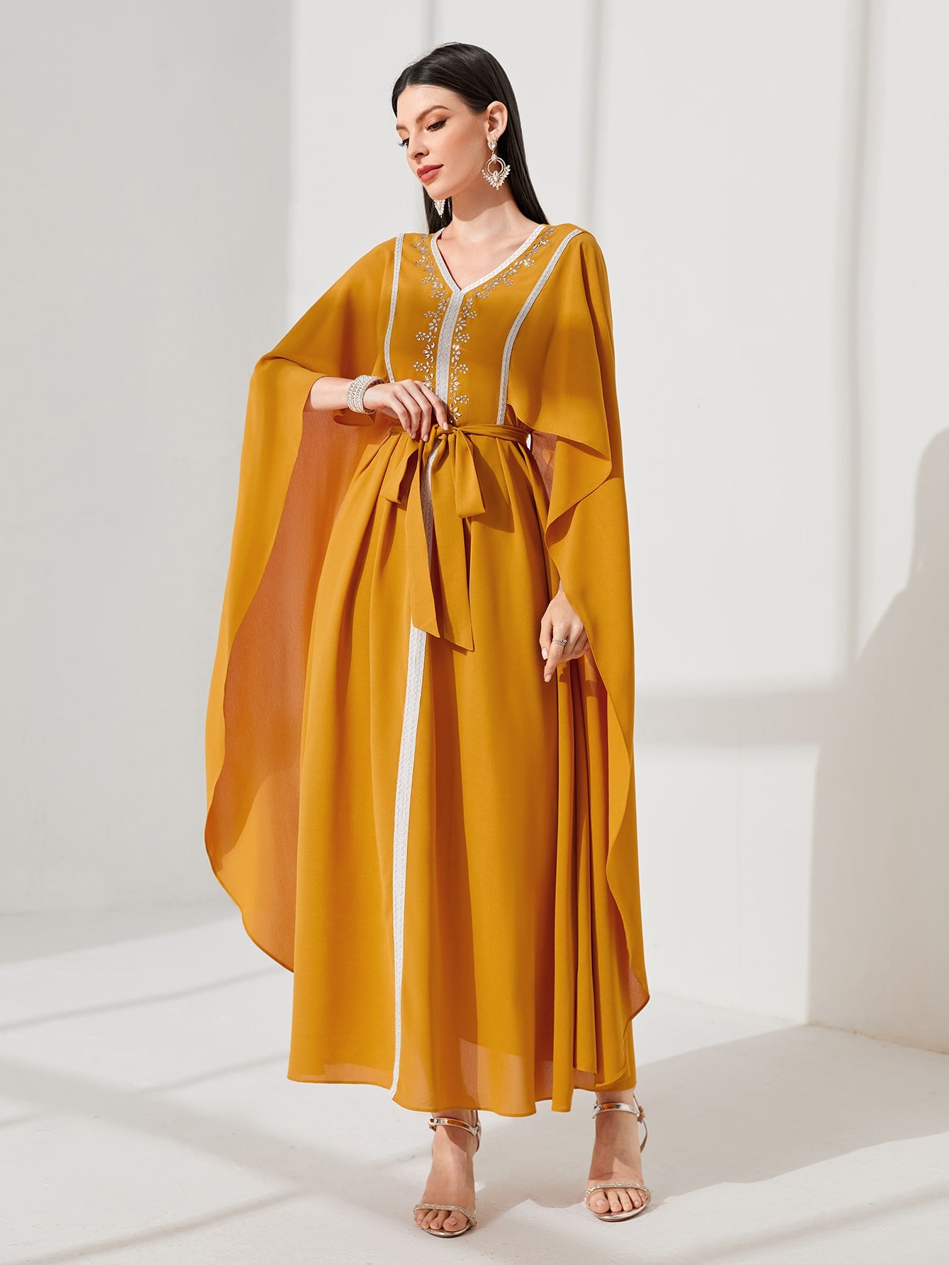 Contrast Trim Rhinestone Detail Belted Kaftan Dress