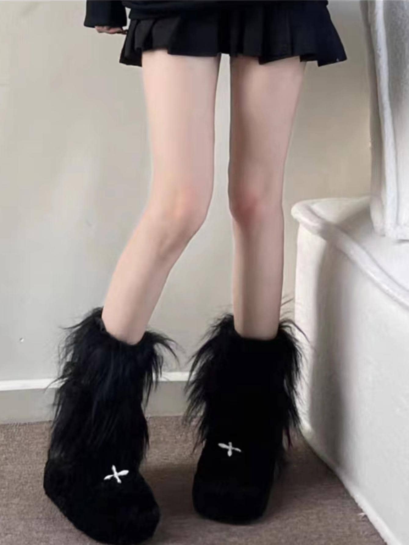 1pair Black Short Plush Leg Warmers For Autumn And Winter