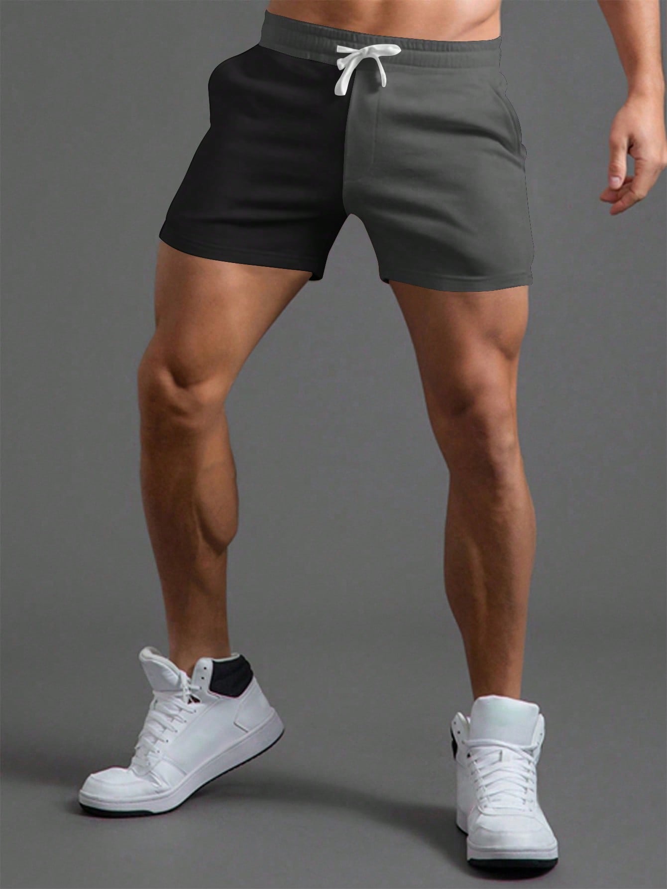 Loose-Fit Men's Two-Tone Drawstring Waist Shorts