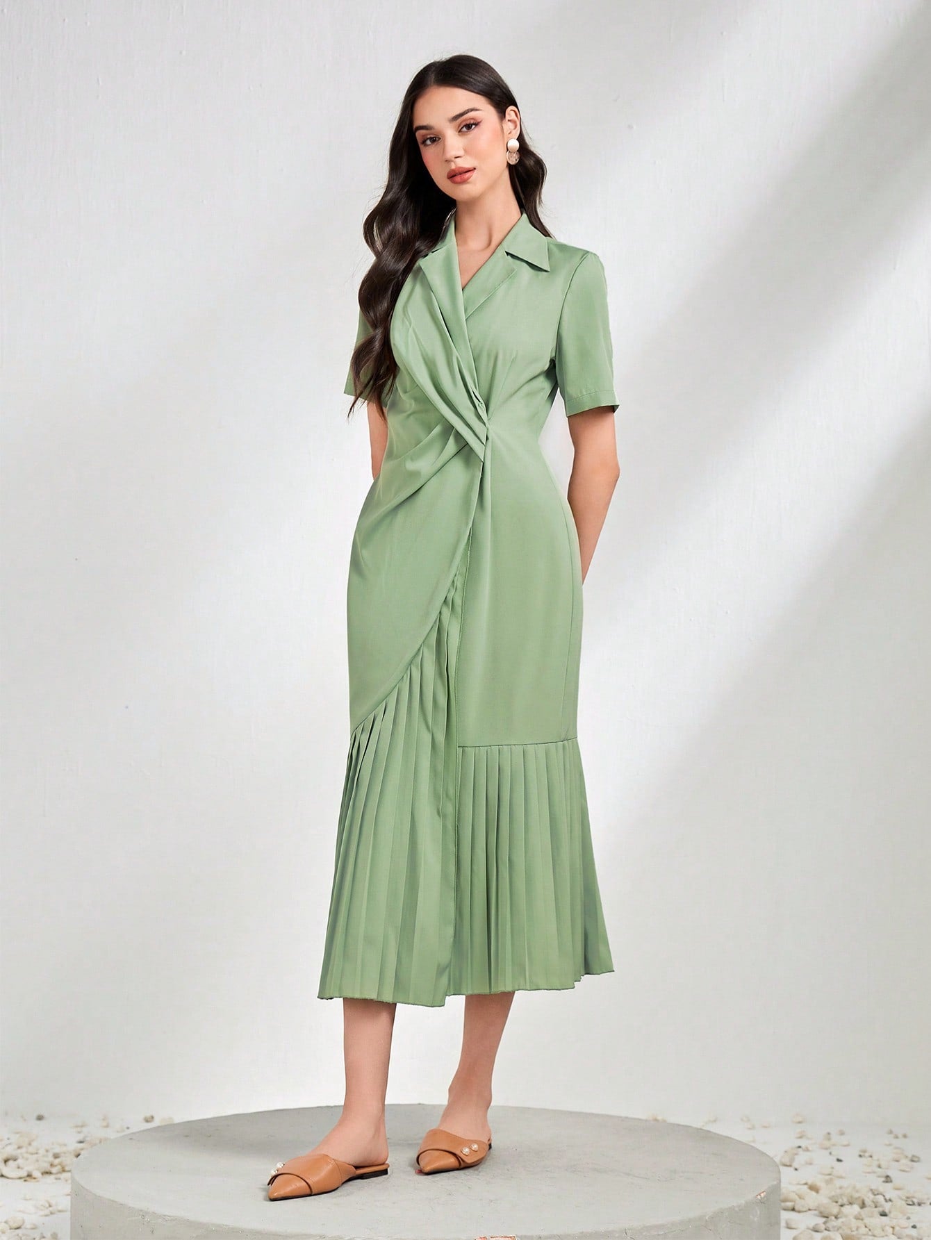 Solid Pleated Hem Dress