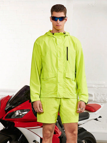 Men Flap Pocket Drawstring Hooded Jacket & Shorts