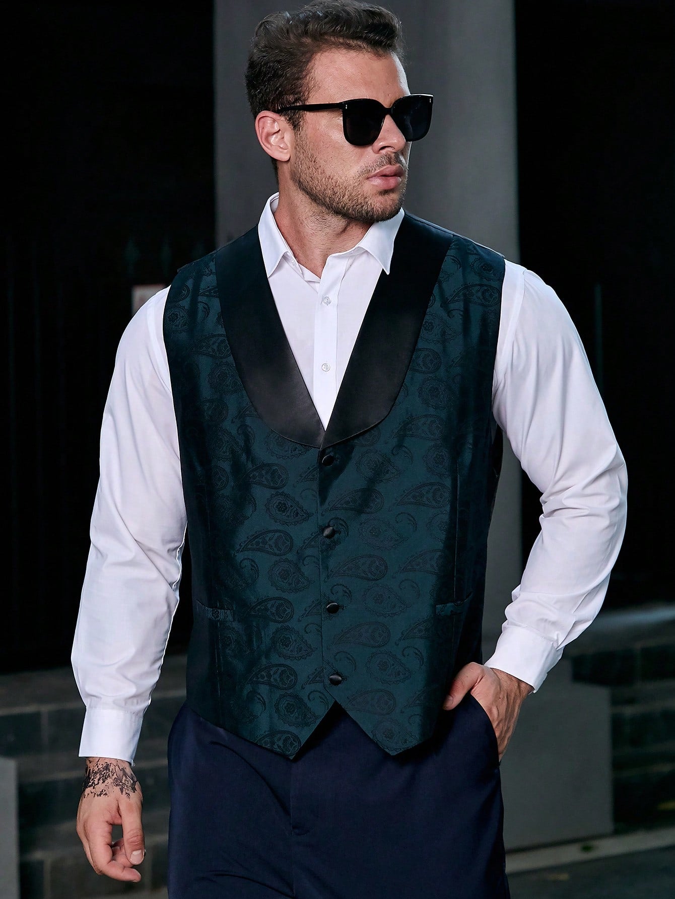 Men Plus Jacquard Shawl Collar Waistcoat