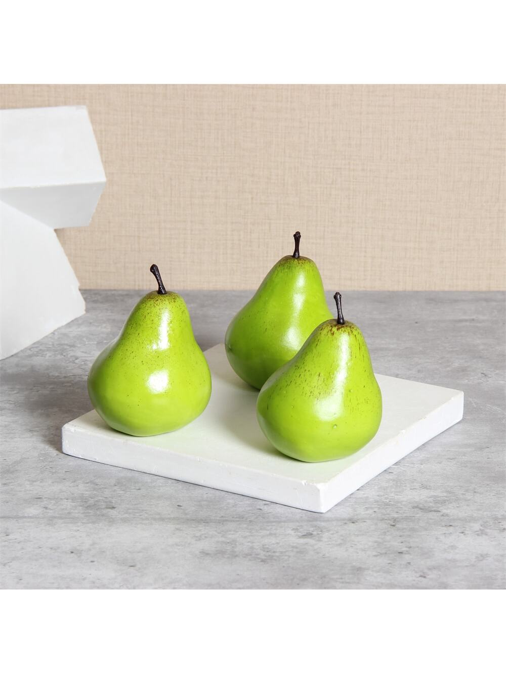 1pc Vivid Artificial Duck-shaped Pear Decoration For Fruit Plate, Home Kitchen Table, Cabinet, Restaurant, Party, Photography Prop