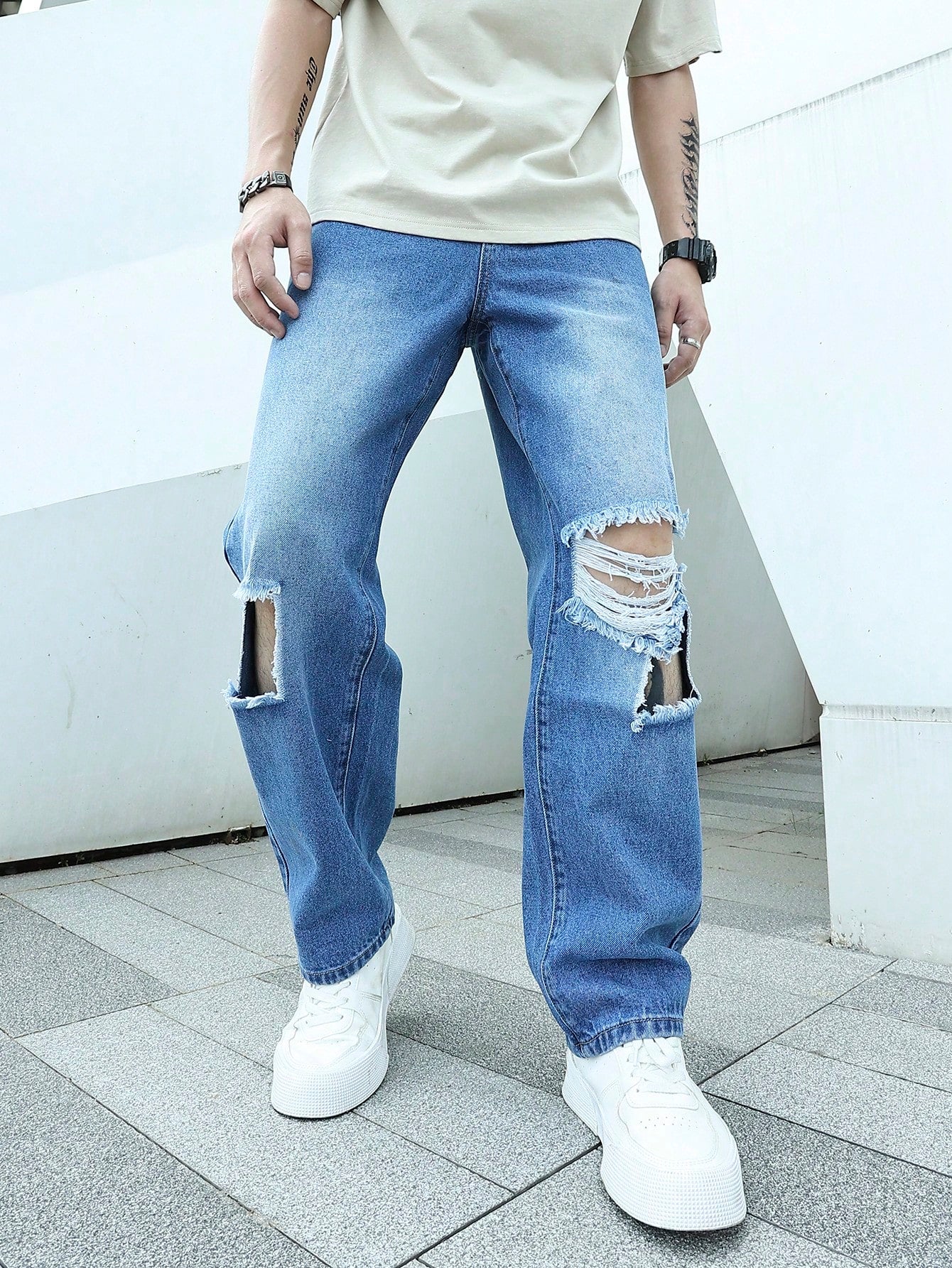 Men Ripped Straight Leg Jeans