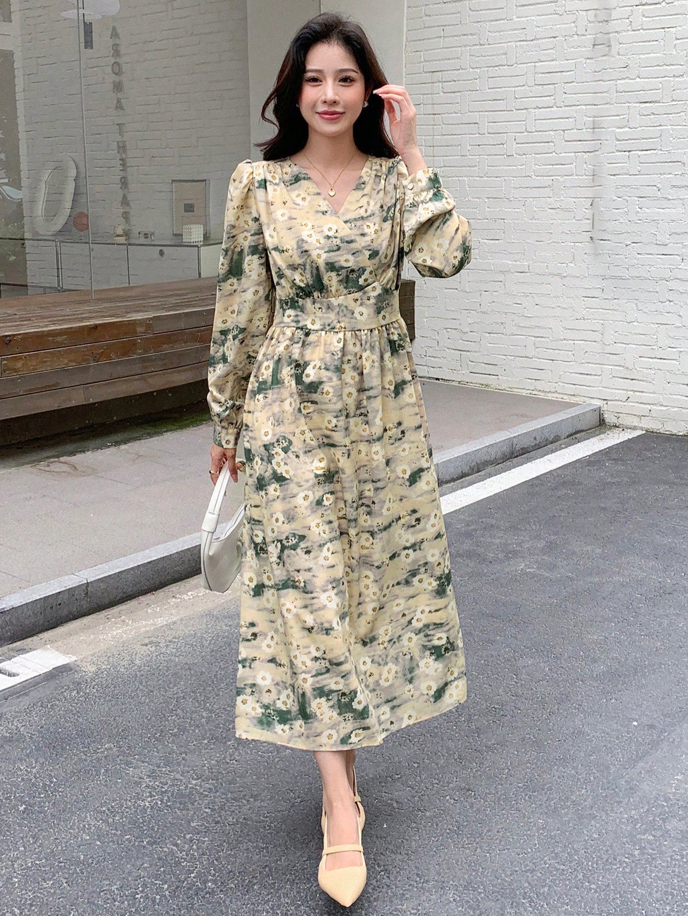 Floral Print Lantern Sleeve Belted Dress