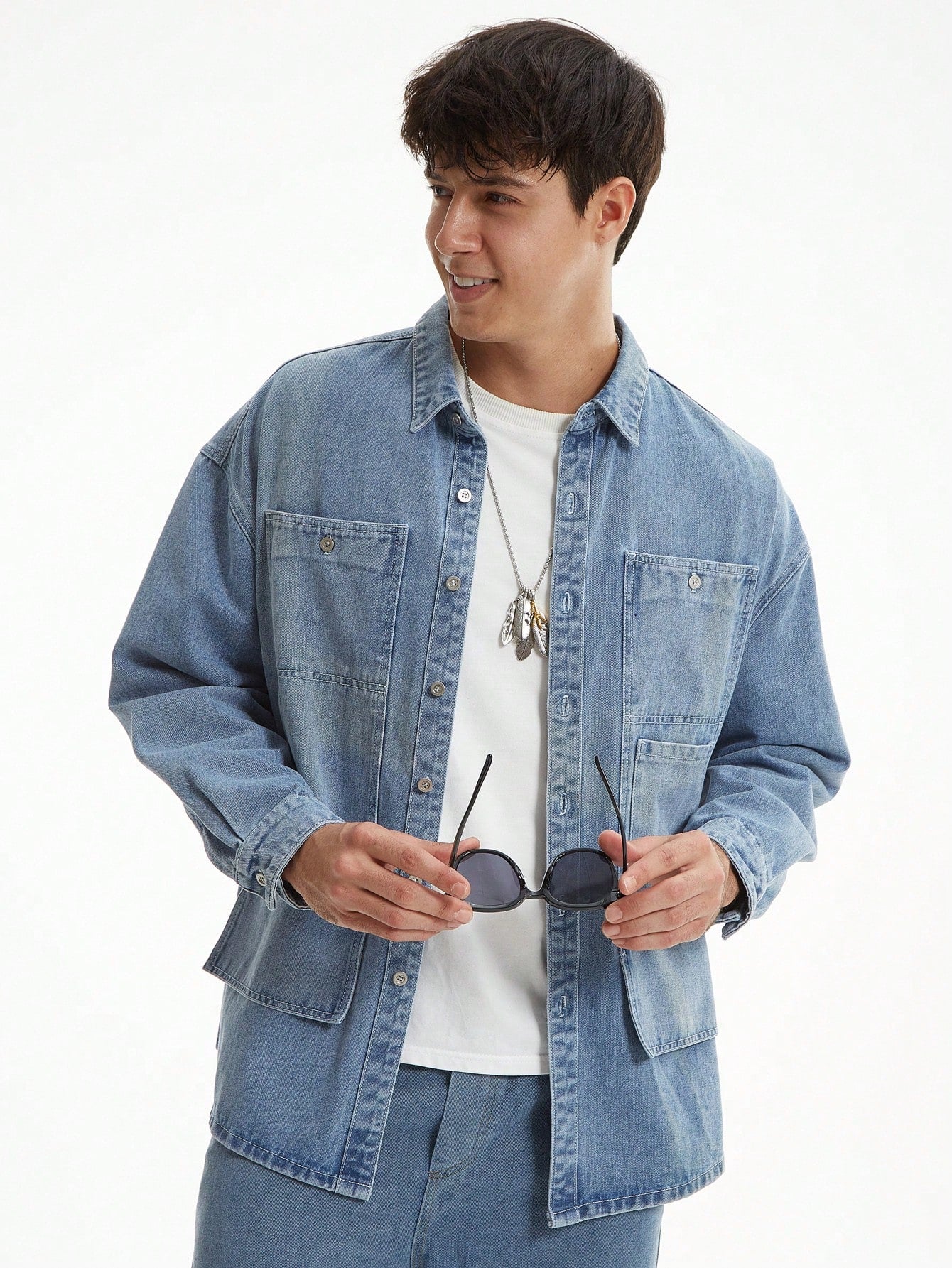 Loose Fit Men's Drop Shoulder Denim Jacket With Pocket Patch