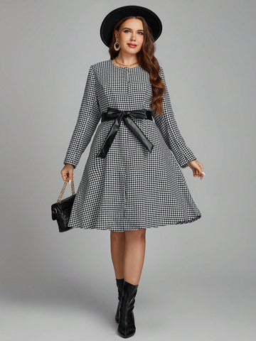 Plus Houndstooth Print Belted Overcoat