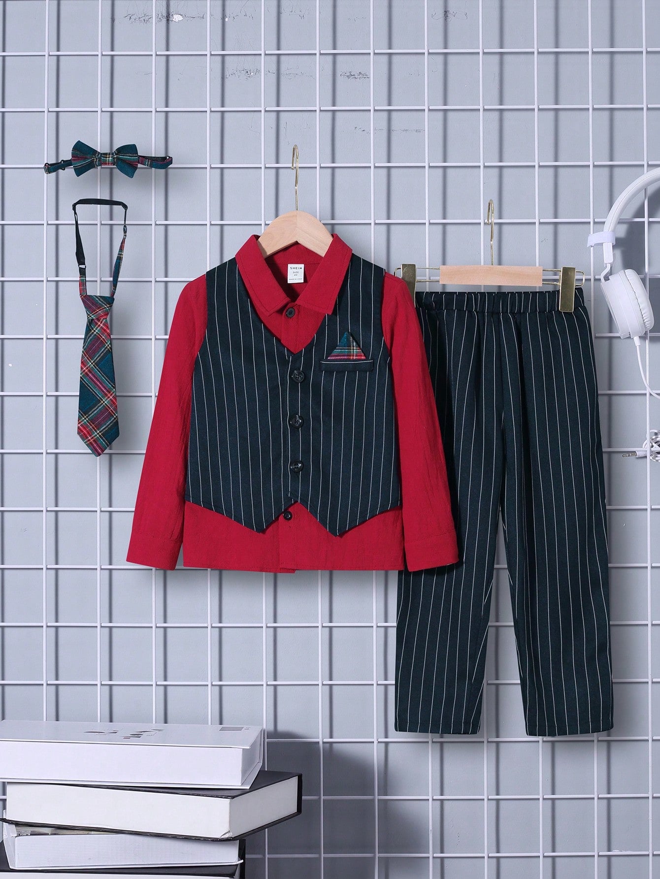 Young Boy 1pc Vertical Striped Vest Blazer & 1pc Pants & 1pc Shirt