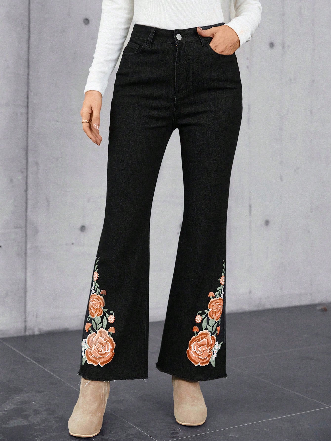 Floral Embroidery Flare Leg Jeans