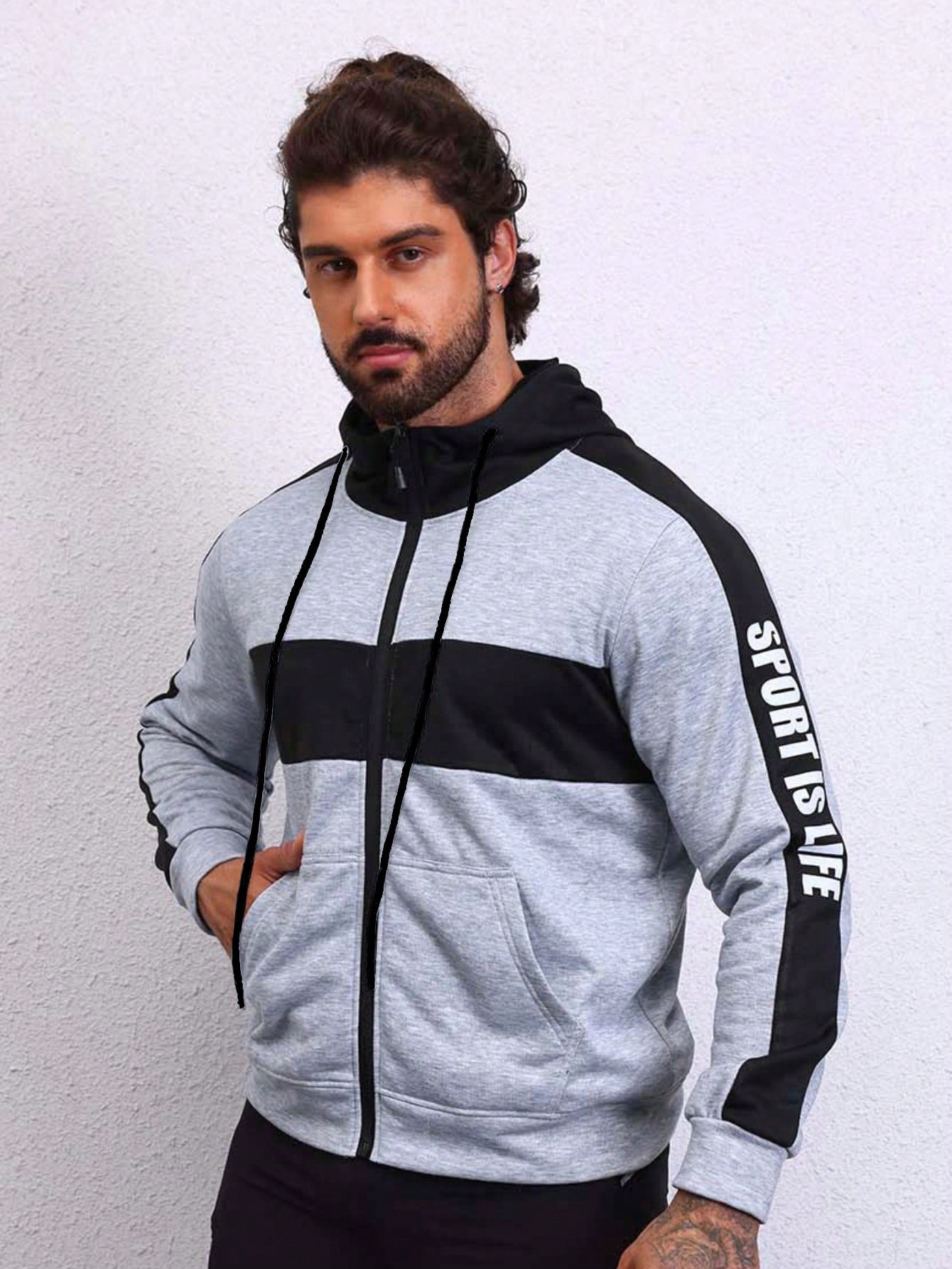 Men Letter Graphic Colorblock Drawstring Hooded Sports Jacket Workout Tops