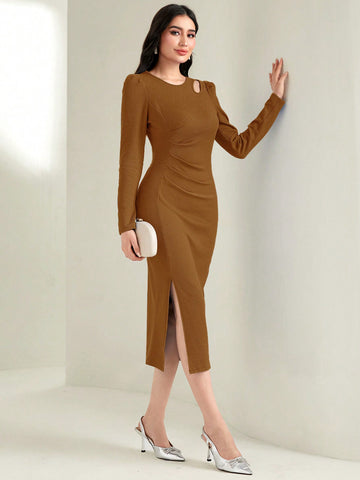 Solid Split Hem Ruched Detail Dress