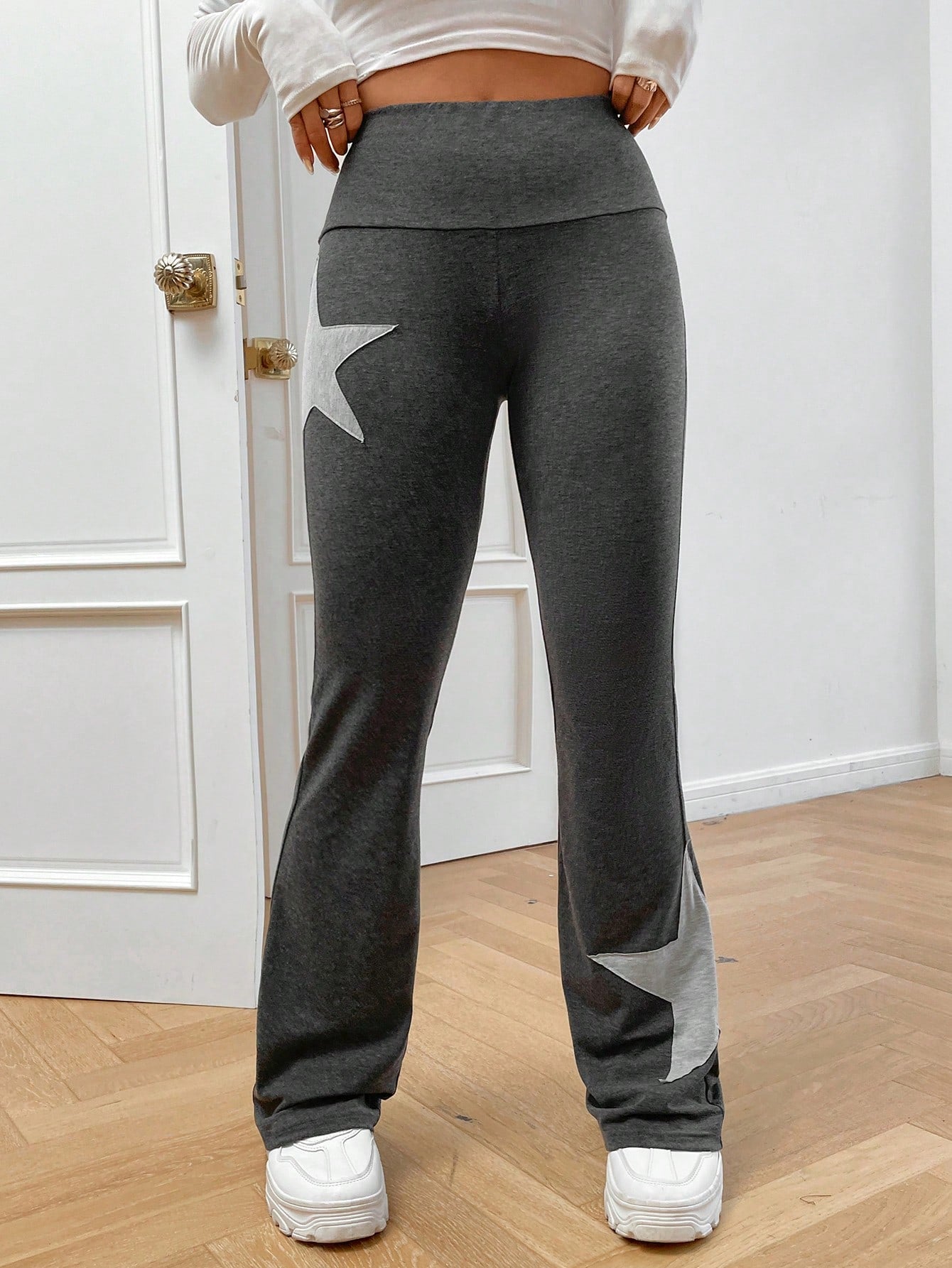 Star Pattern Wide Waistband Flare Leg Sweatpants