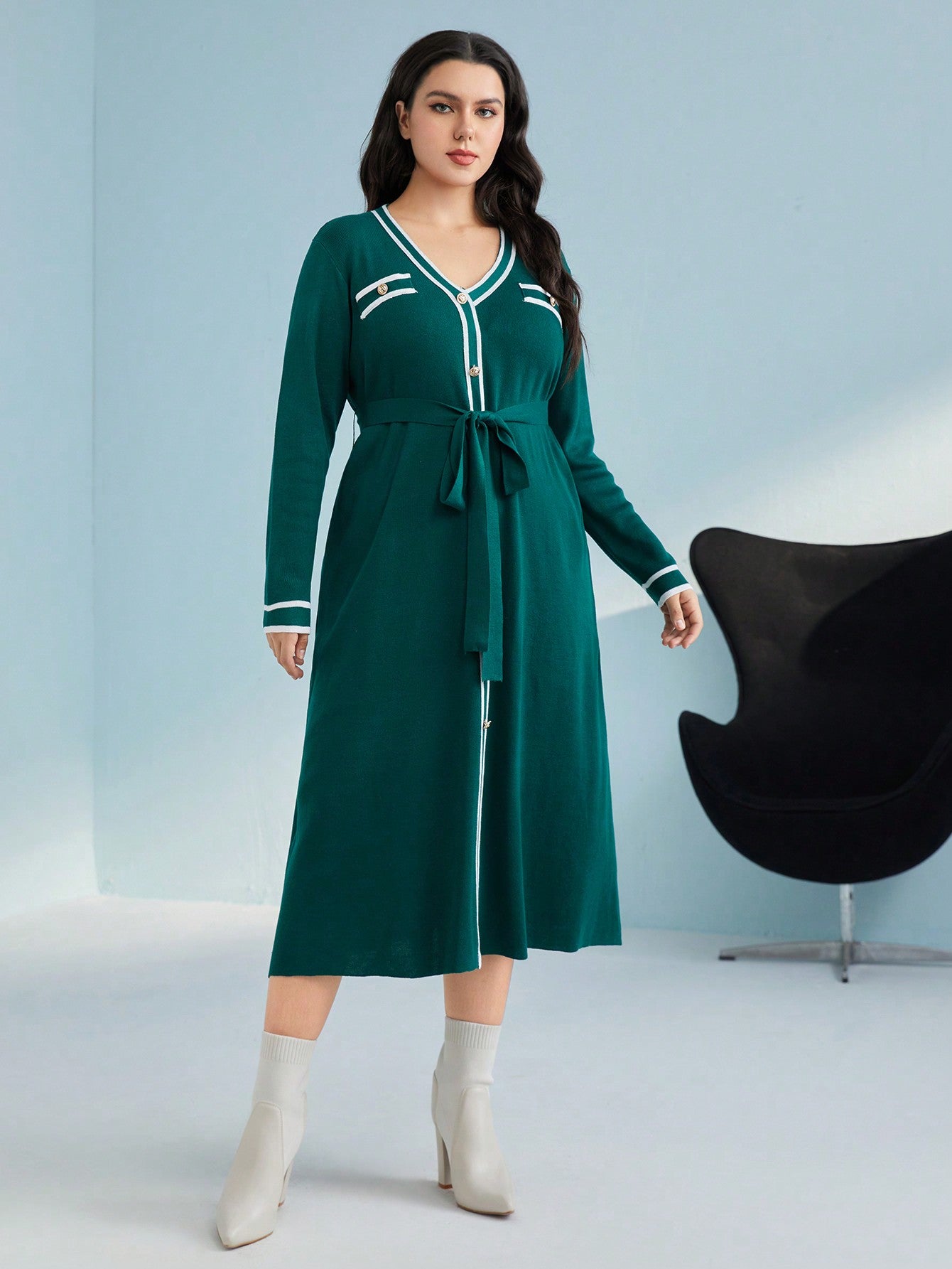 Plus Size Contrast Trims Belted Sweater Dress