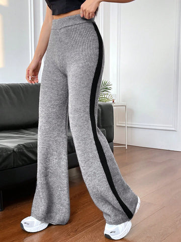 Contrast Side Seam Flare Leg Knit Pants