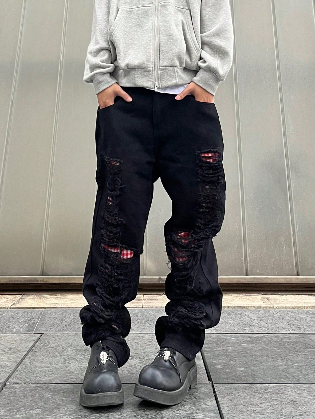 Men's Distressed Jeans