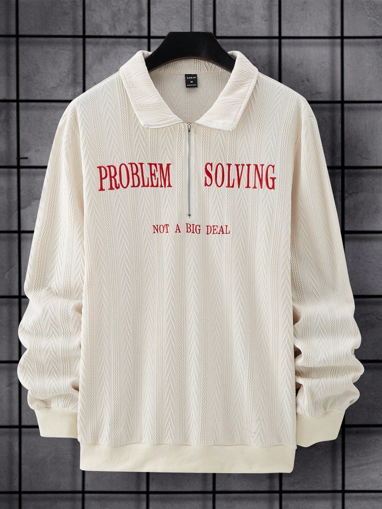 Men Letter Embroidery Quarter Zip Sweatshirt