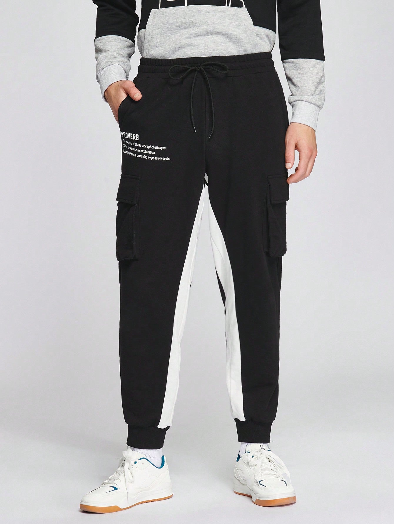 Men Slogan Graphic Flap Pocket Side Drawstring Waist Sweatpants