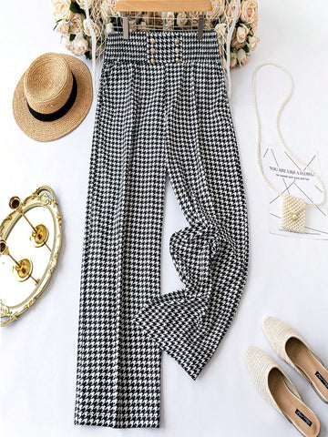 Plus Houndstooth Print Plicated Detail Pants