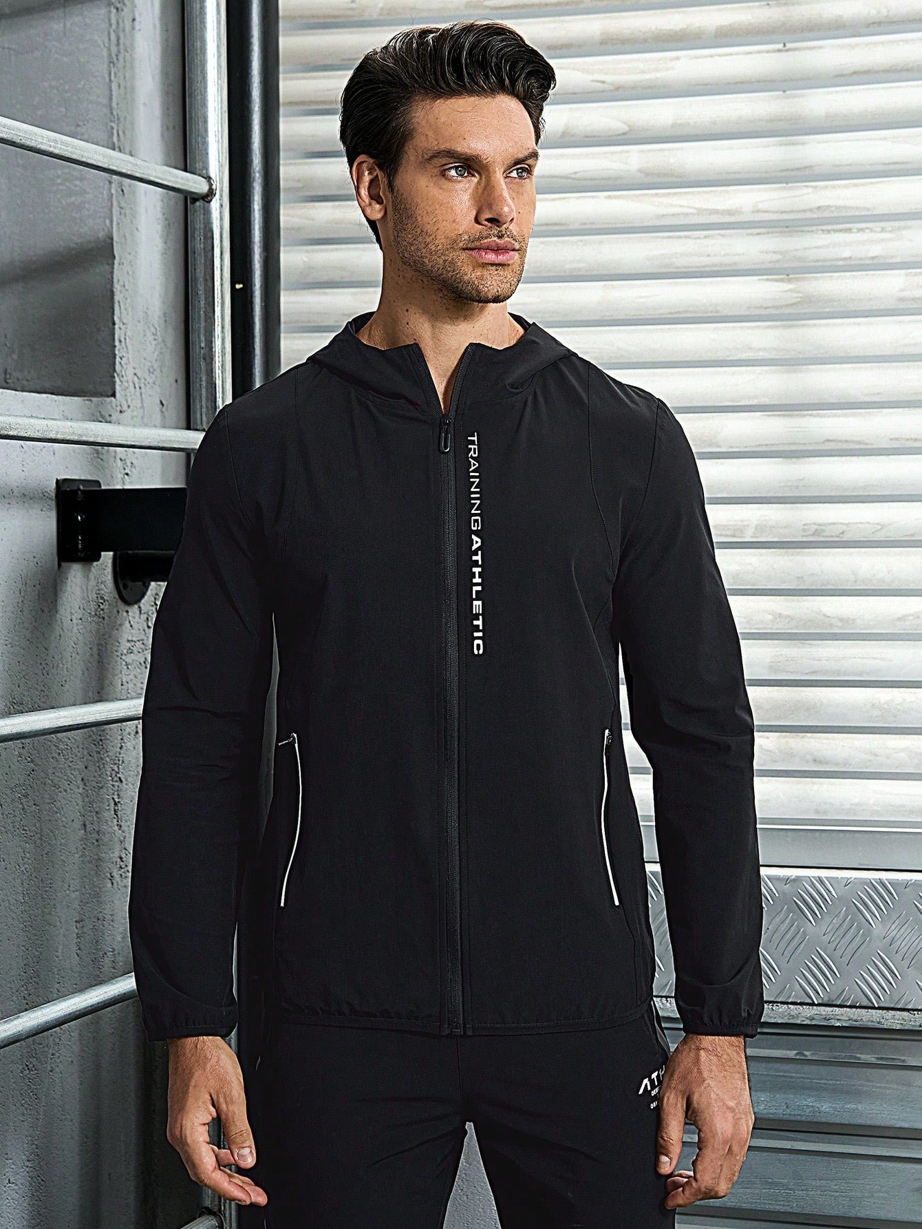 Men Letter Graphic Zip Up Hooded Sports Jacket Workout Tops