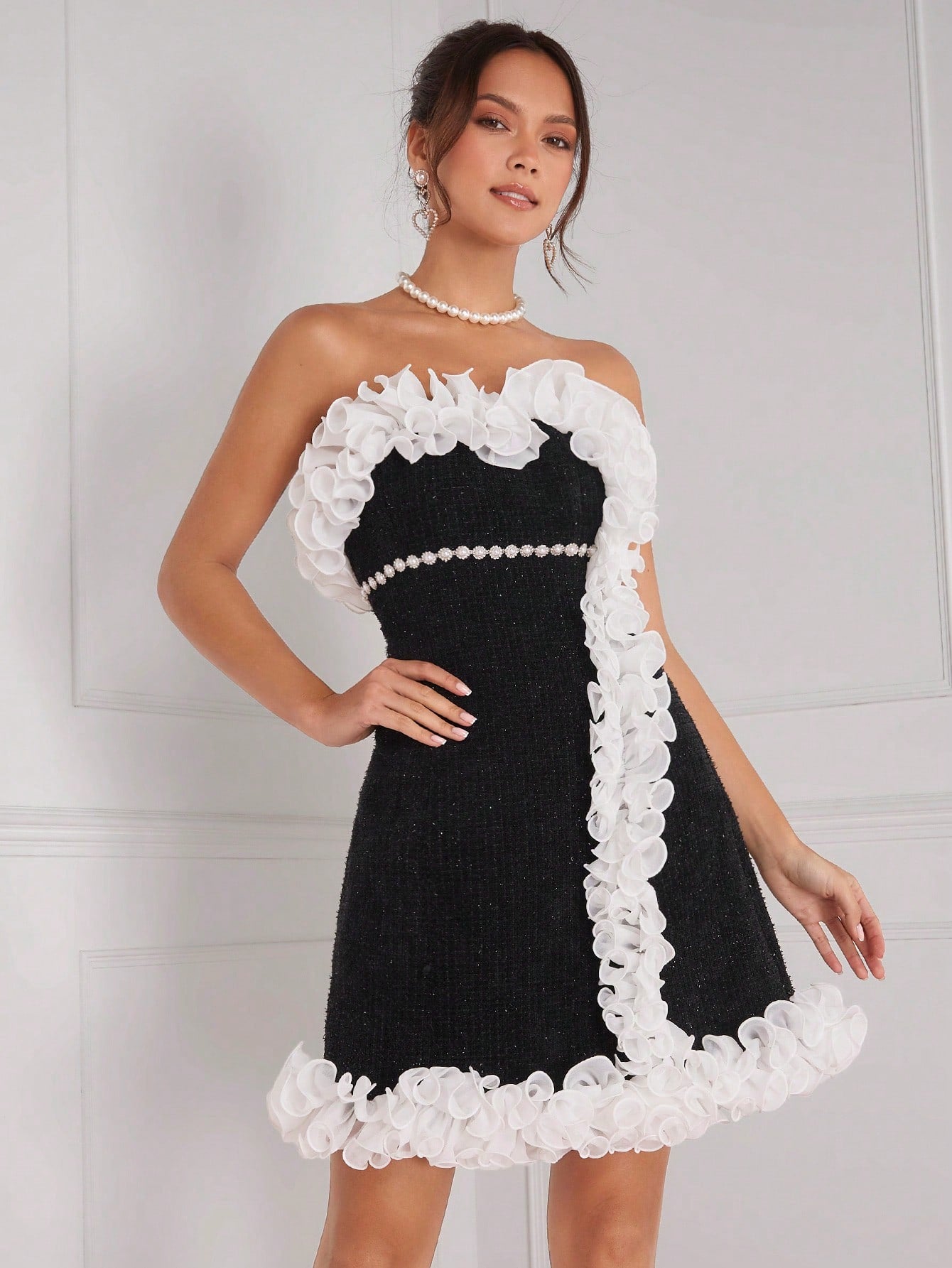 Contrast Ruffled Strapless Dress