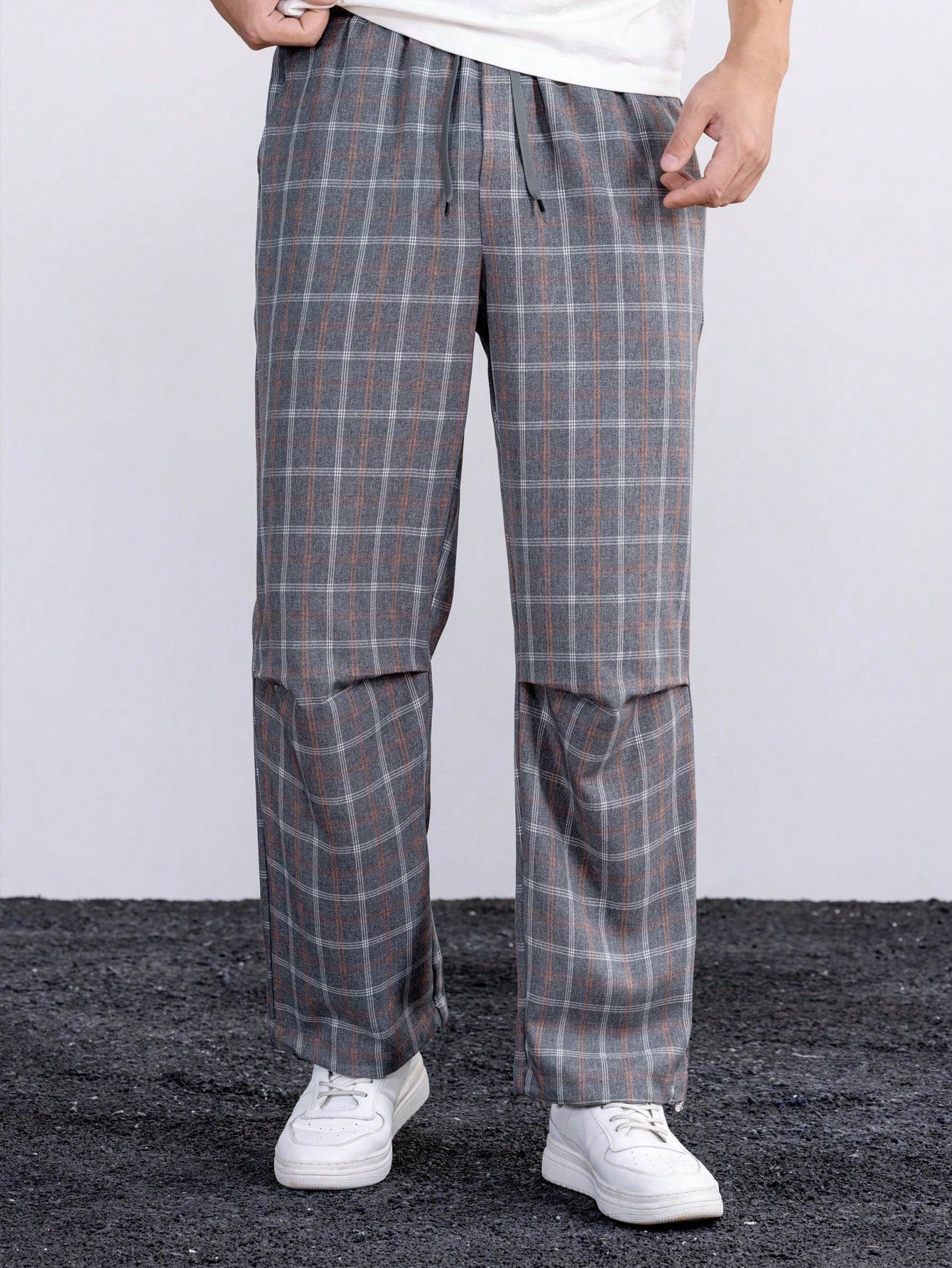 Loose Fit Men's Checkered Drawstring Waist Casual Pants