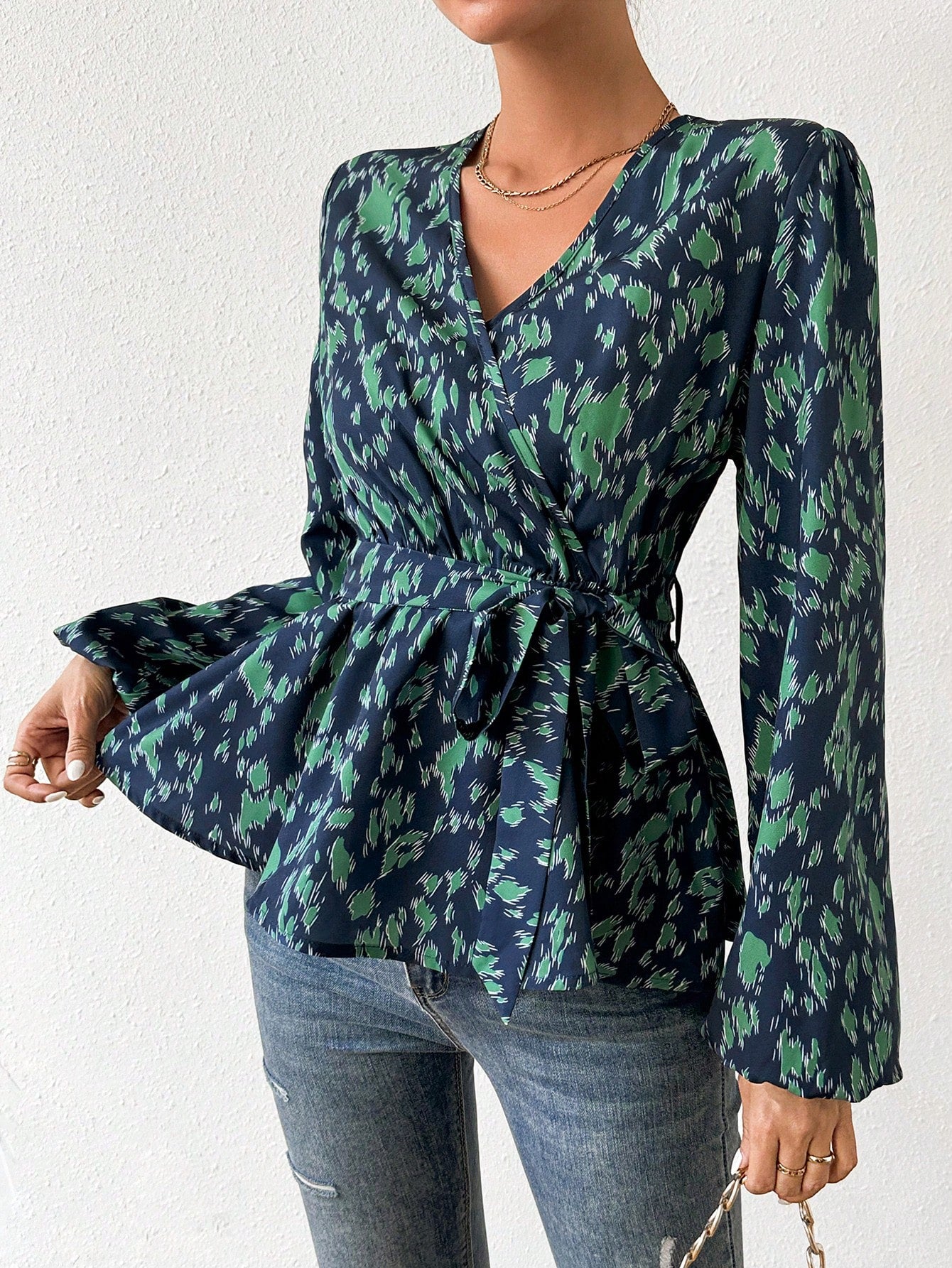 Women's Belted All-over Printed Shirt