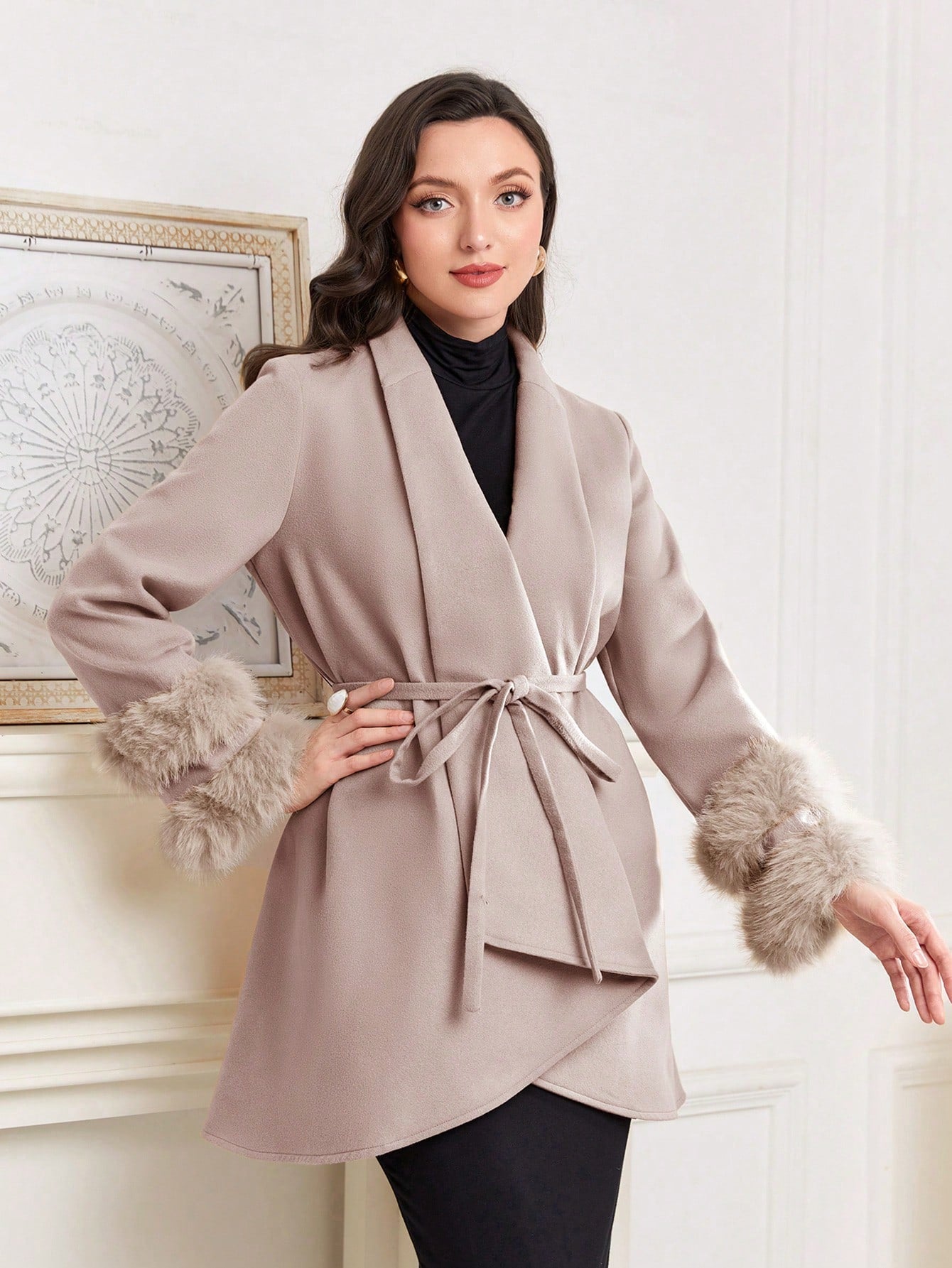 Women'S Wool Coat With Cuffs