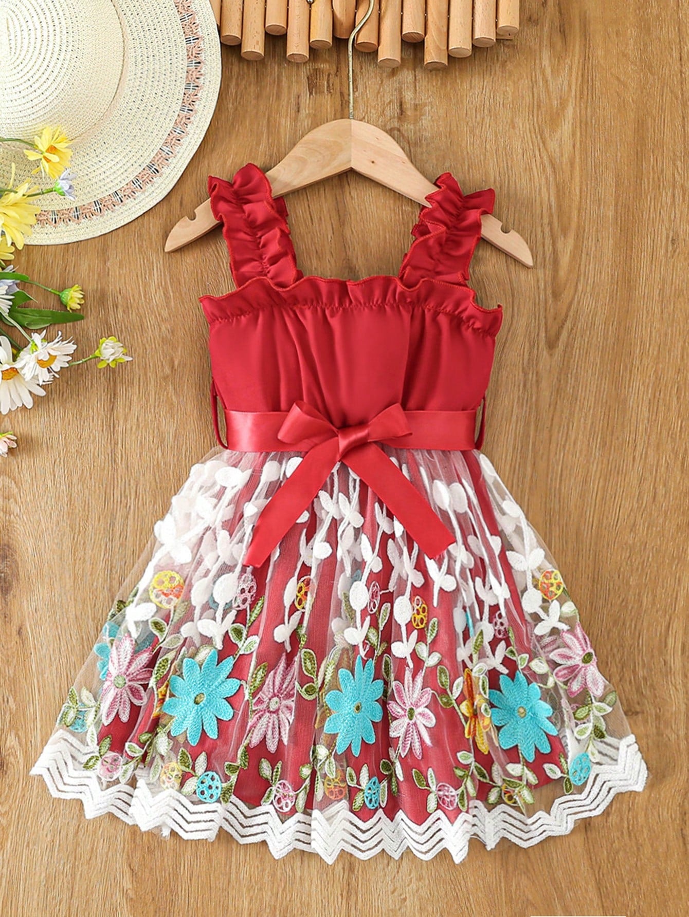 Little Girls' Elegant Embroidered Mesh Dress With Lovely Style