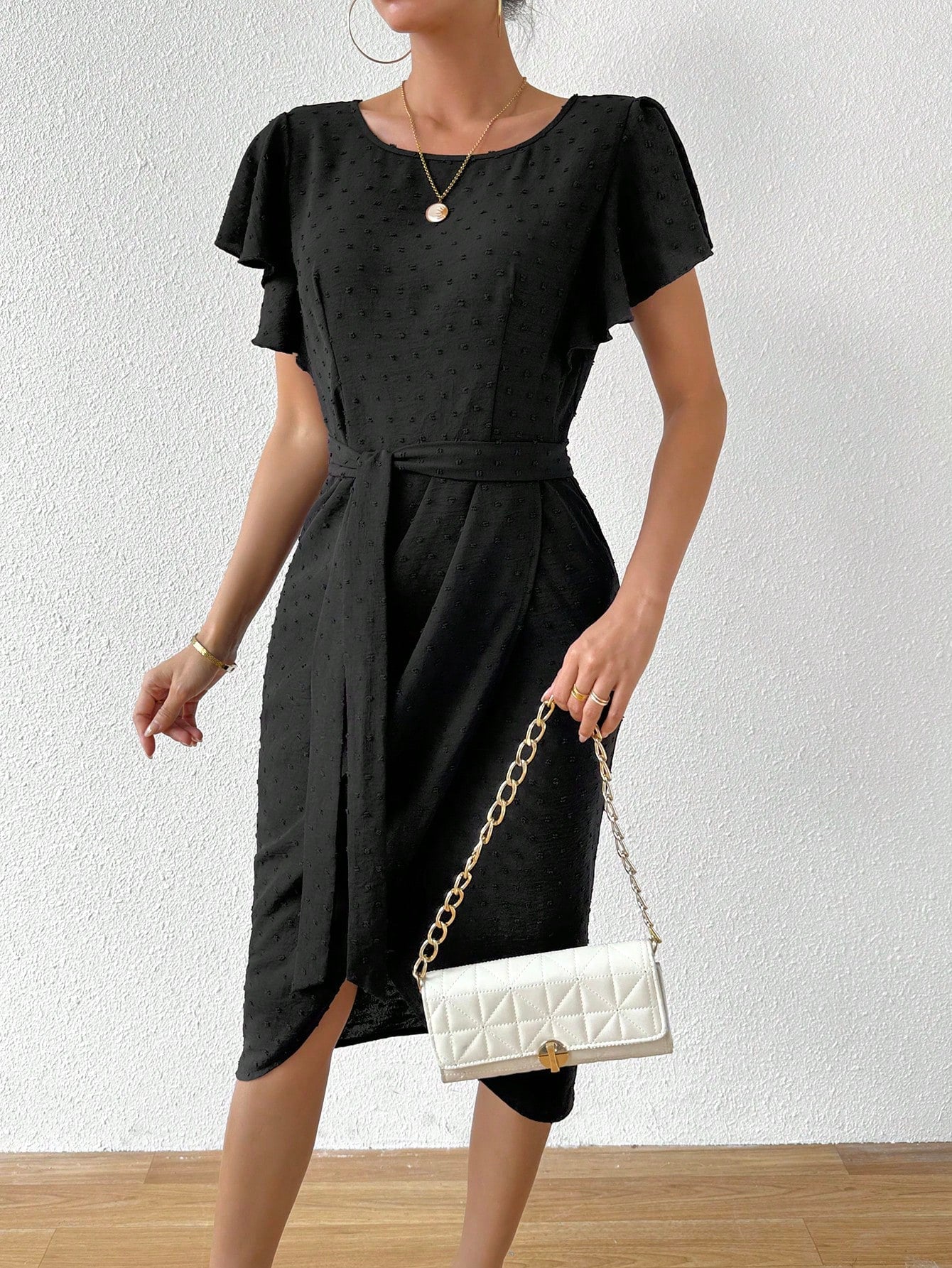 Round Neck Belted Jacquard Dress