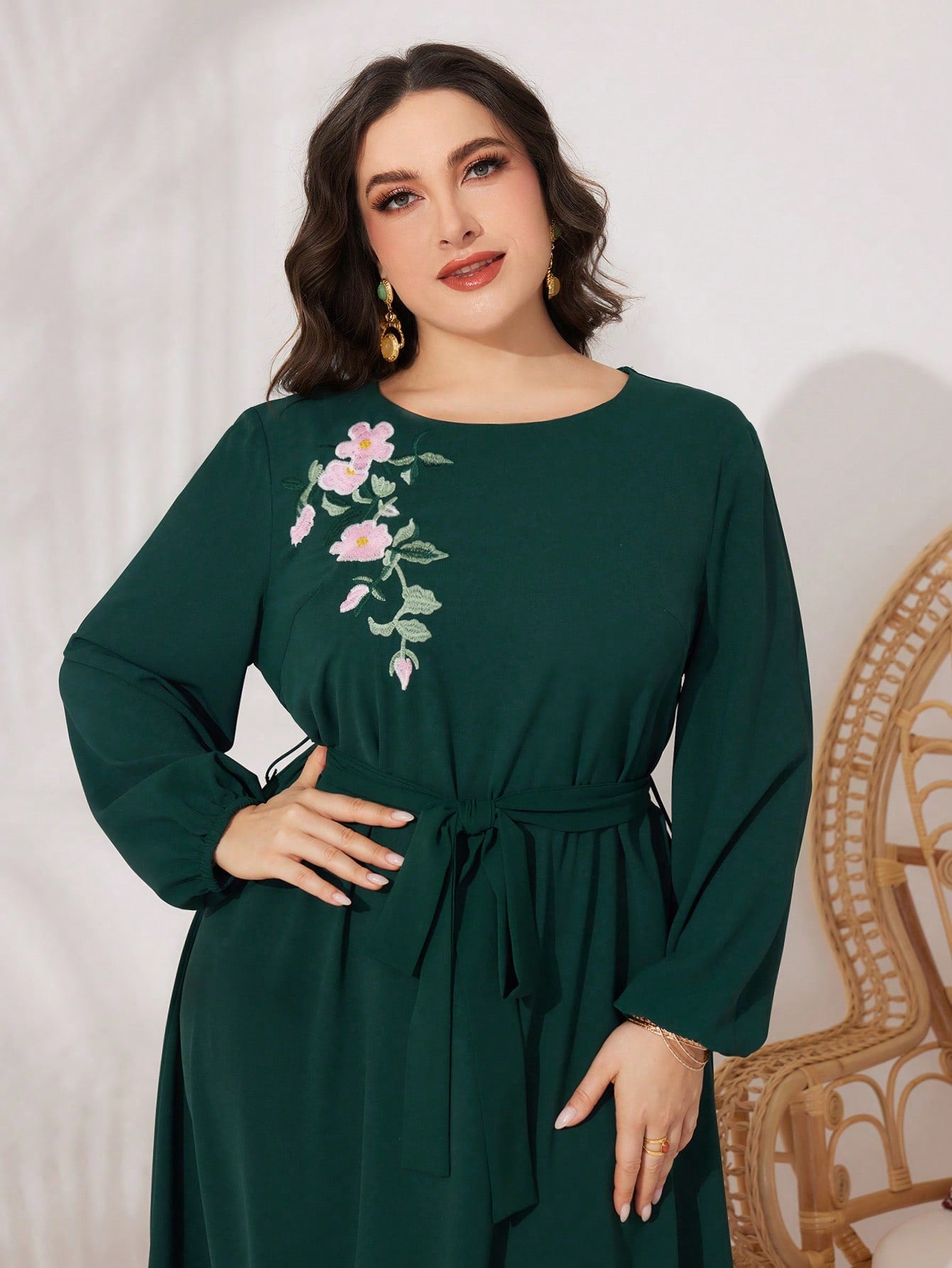 Plus Size Lantern Sleeve Floral Embroidery Dress