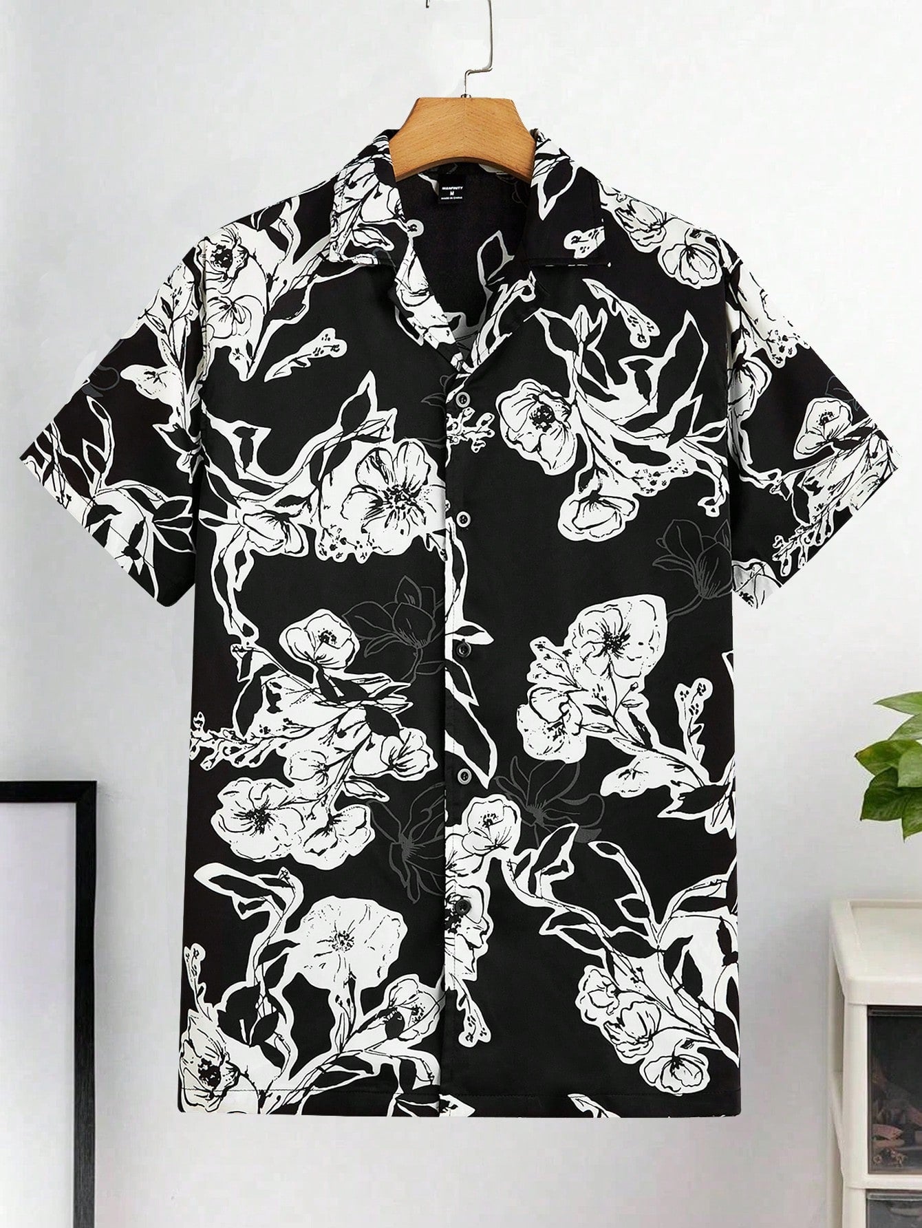 Men's Floral Print Short Sleeve Loose Fit Shirt