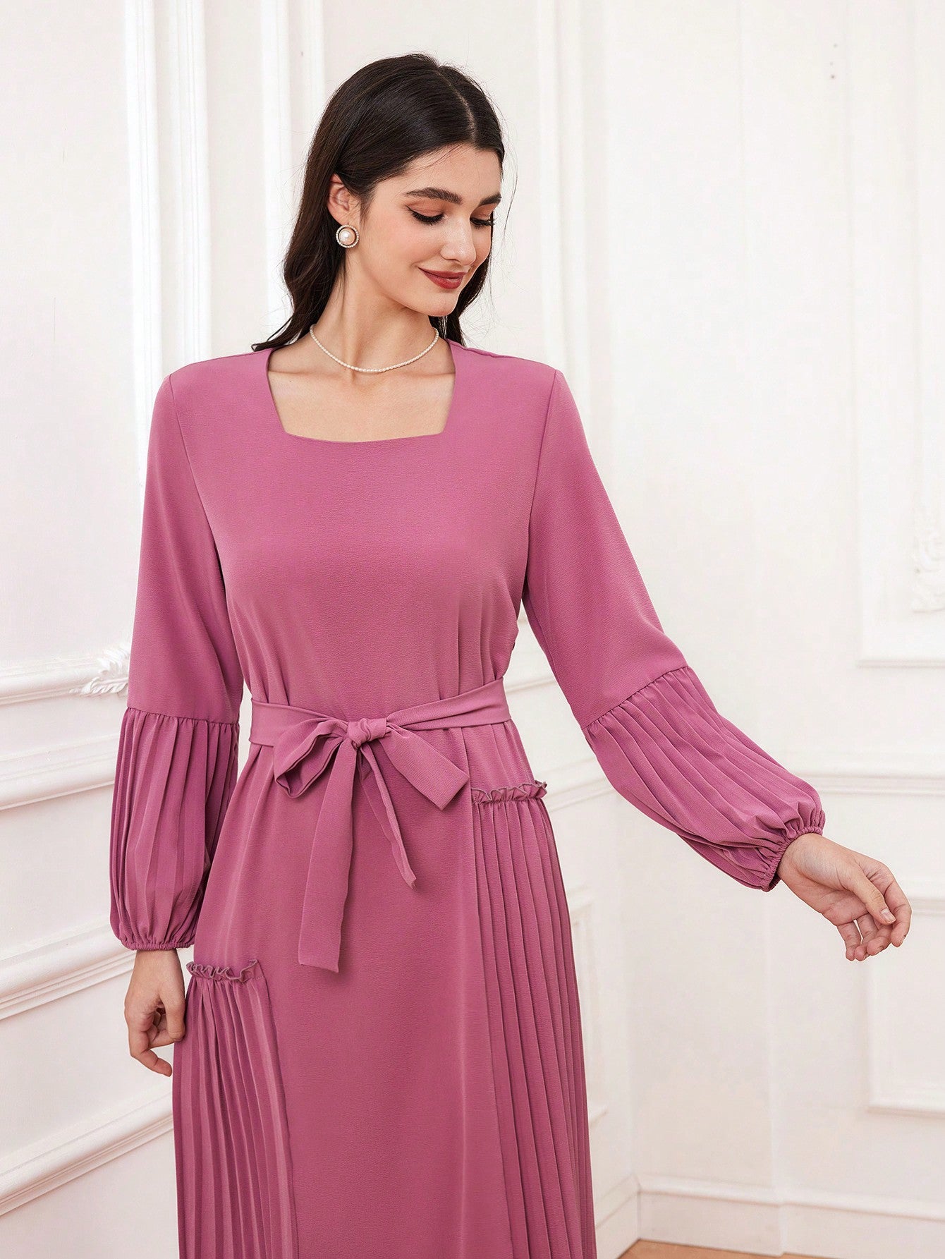 Women's Square Neckline Pleated Lantern Sleeve Dress